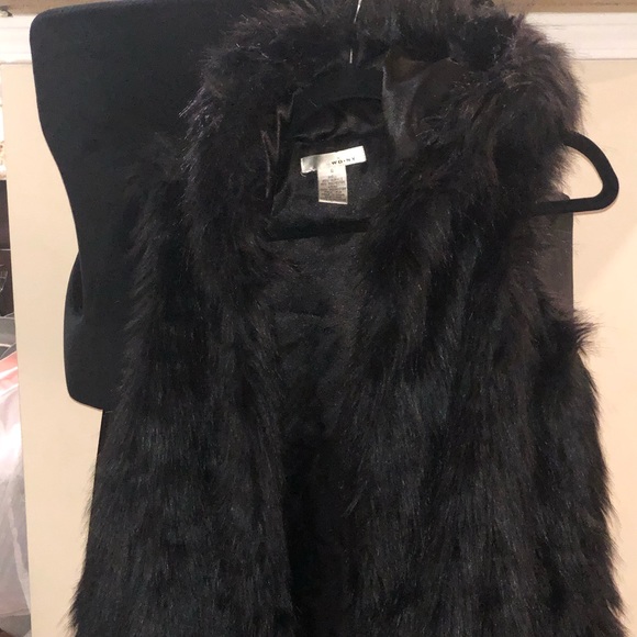 Jackets & Blazers - Black fur vest with hood and pockets